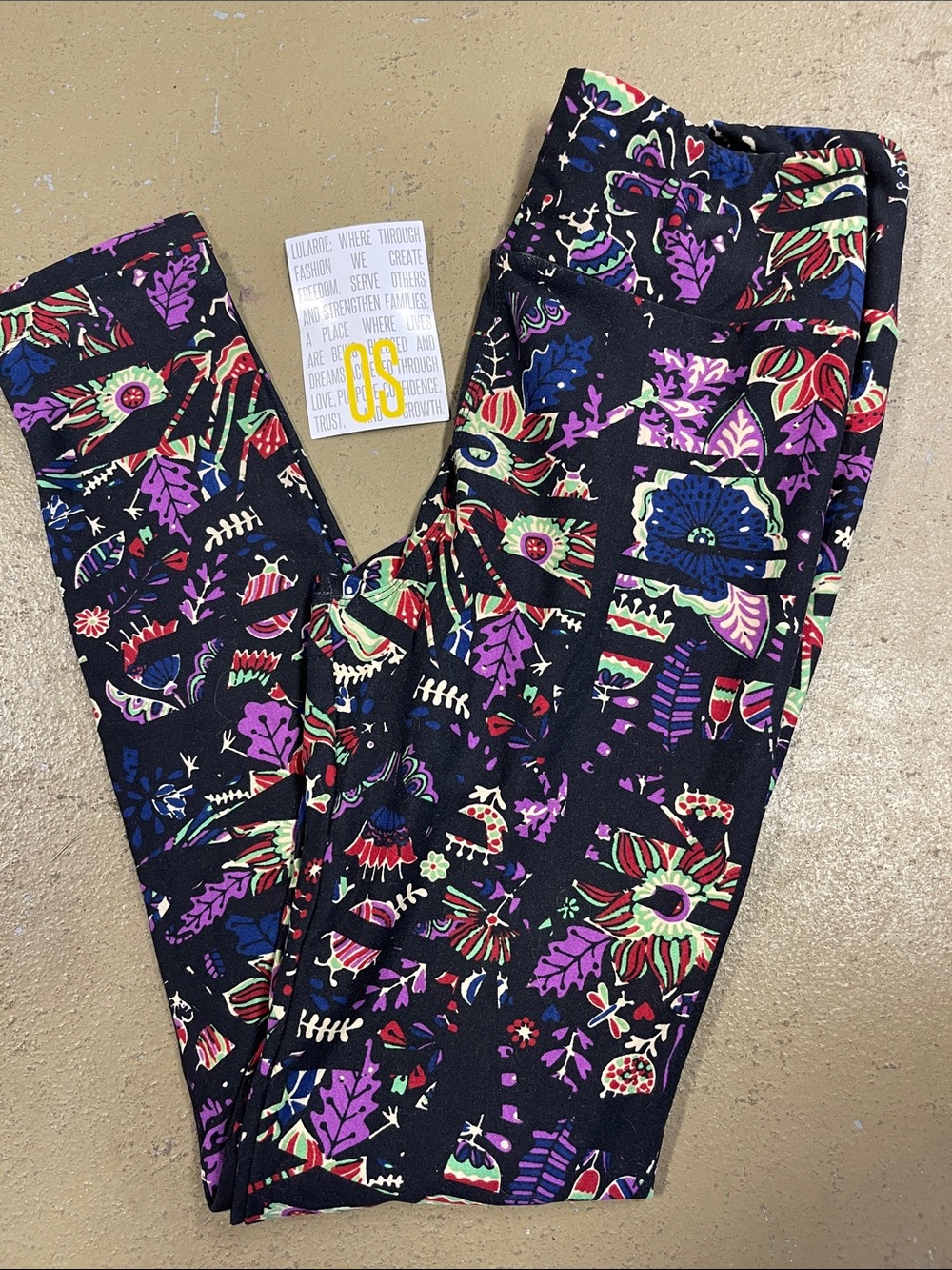 LuLaRoe New OS One Size Black Geometric Floral Leggings NWT